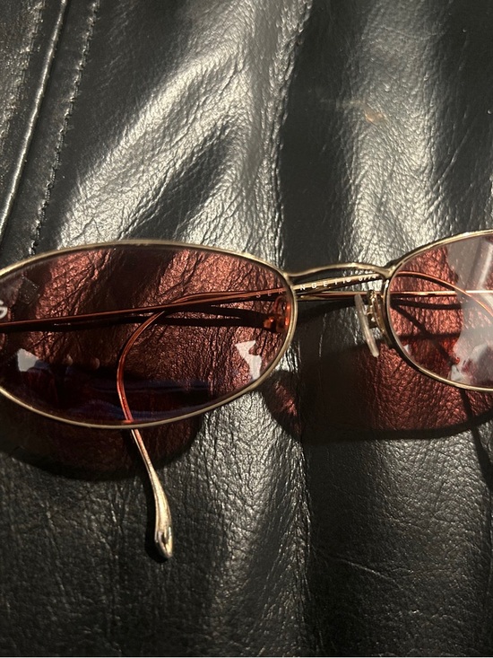 Serengeti Slim Oval Sunglasses with Pink Lenses
